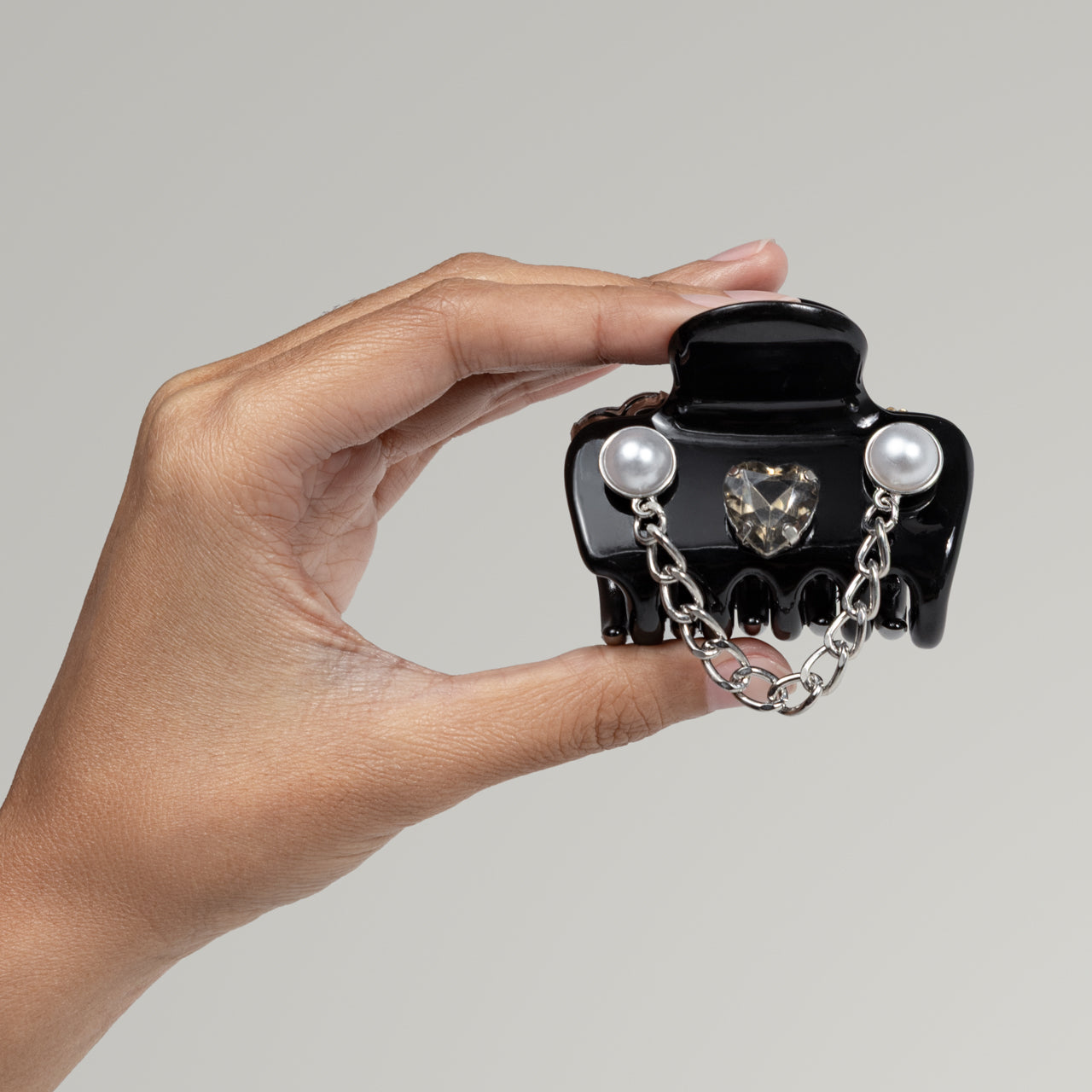 KitschPop™️ Cloud Clip & Charms in Vintage Black