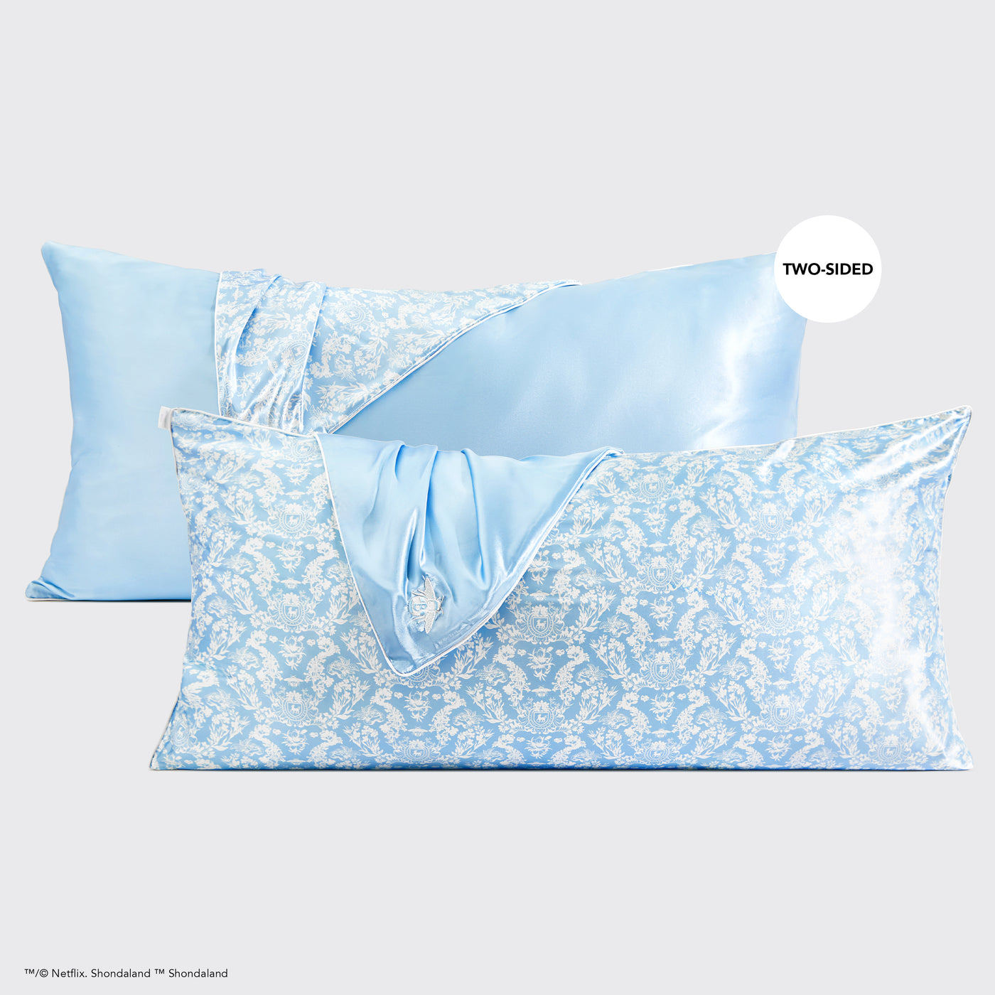 Bridgerton x Kitsch King Satijnen Kussensloop - Toile De Blue