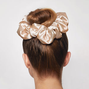 Cloud 9 Satijnen Kussen Scrunchie 1pc - Champagne